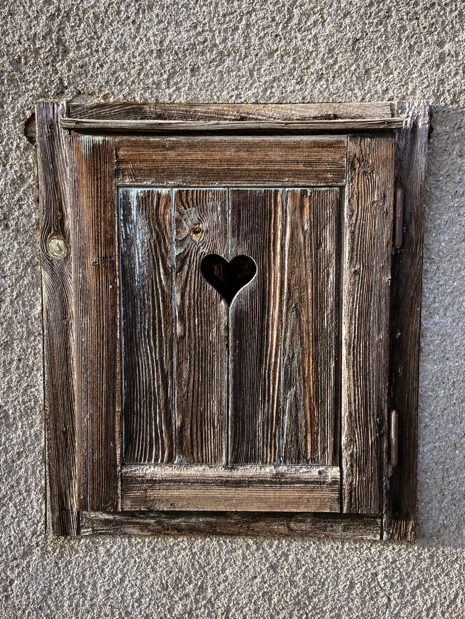 Weingebirge Rechnitz Herzerlholzfenster