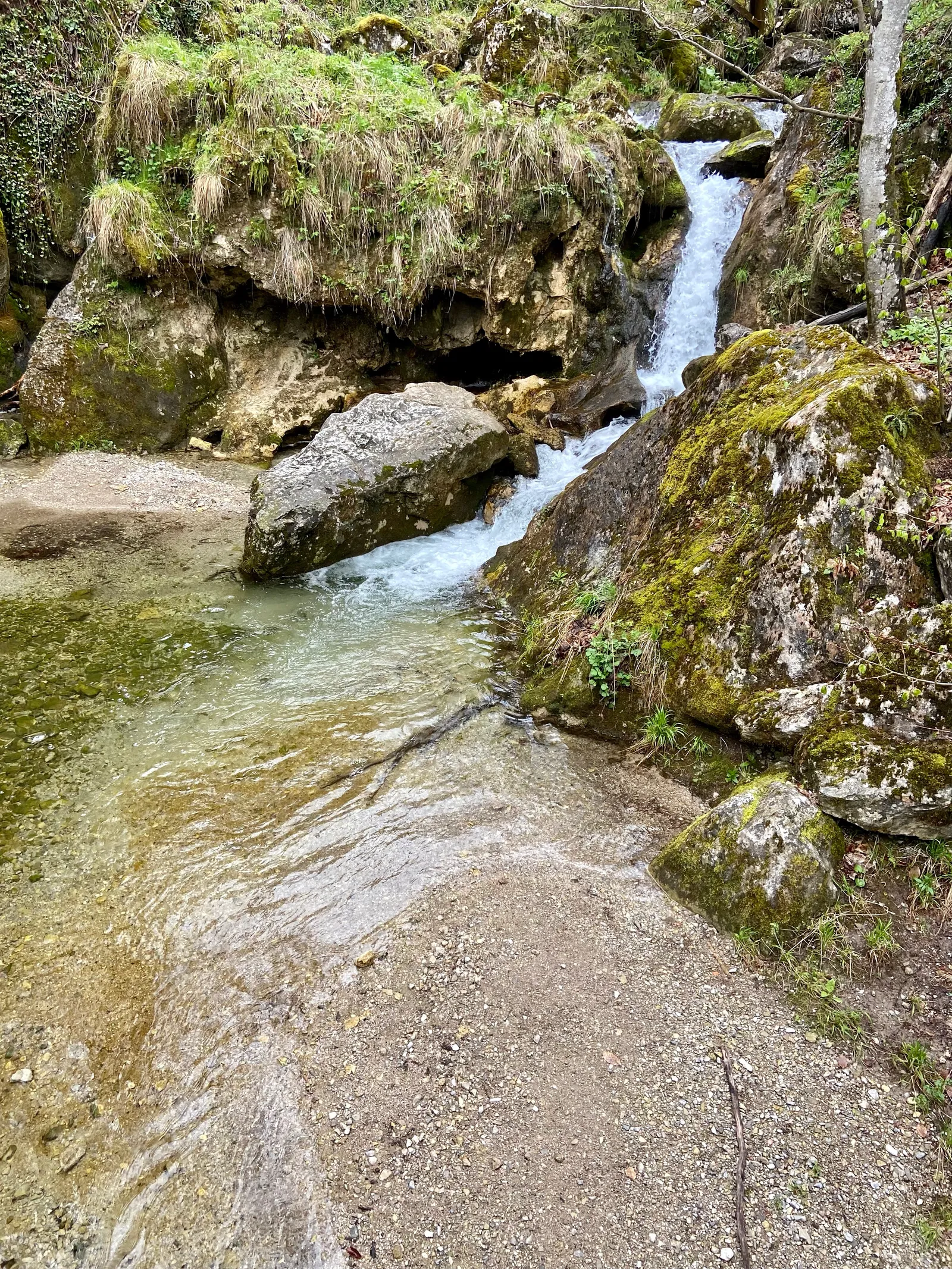 Myrafälle Wasserzugang